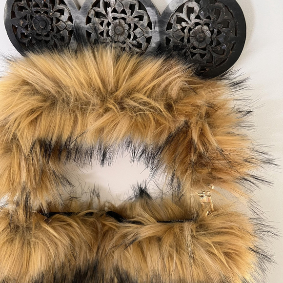 Y2K Faux Fur Hobo Shoulder Bag 2000s Indie Sleaze Zipper Purse Bratzcore Brown - Picture 5 of 7